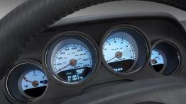 Dodge Challenger SRT8 - deska rozdzielcza