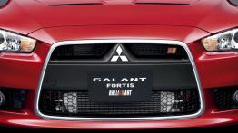 Mitsubishi Galant Ralliart Fortis - widok z przodu