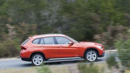 BMW X1 Facelifting - prawy bok