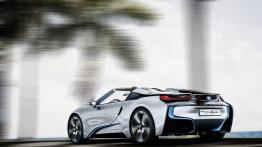 BMW i8 Spyder Concept - lewy bok
