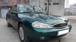 Ford Mondeo II Hatchback - galeria społeczności - widok z przodu