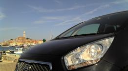 Kia Venga - galeria społeczności - lewy przedni reflektor - wyłączony