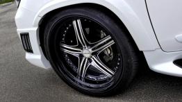 Lexus LX570 Wald International - koło