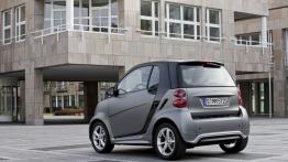 Smart ForTwo II Facelifting - widok z tyłu