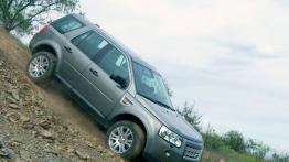 Land Rover Freelander II - widok z przodu