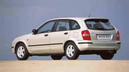 Mazda 323 - lewy bok