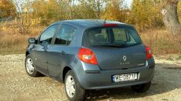 Renault Clio III 1.2 75 KM - widok z tyłu