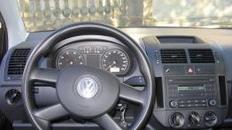 Volkswagen Polo 1.4 (75 KM) Trendline - galeria redakcyjna - kokpit