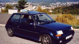 Renault 5 - prawy bok