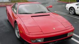Ferrari Testarossa - widok z przodu
