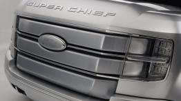 Ford Super Chief Concept - widok z przodu