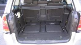 Opel Zafira 1.9 CDTI 150KM - galeria redakcyjna - bagażnik