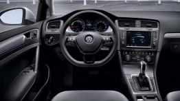 Volkswagen e-Golf trafia na rynek w Niemczech