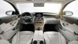 Mercedes-Benz C450 AMG Sport - recepta na dylematy?