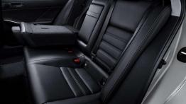 Lexus IS dostanie silnik z modelu NX