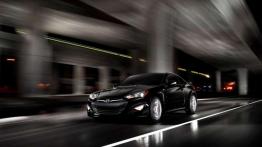 Hyundai Genesis Coupe straci jeden z silników