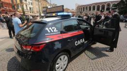 Włoska policja w hiszpańskich radiowozach - Seat Leon