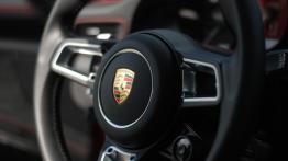 Porsche 911 Carrera 4 GTS - dotyk legendy