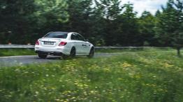 Mercedes-AMG E63 S 4MATIC+ - bestia, choć łagodna