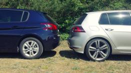 Peugeot 308 kontra Volkswagen Golf – czy Francuzi pokonają „króla kompaktów”?