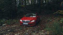 Napęd 4x4 w Skodzie Superb – czy to coś zmienia?