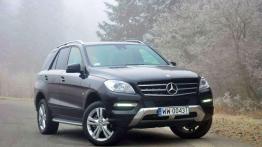 Nowy Mercedes ML350 - pierwsza jazda z dreszczykiem (film)