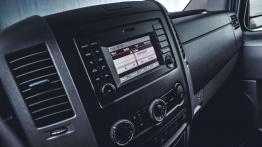 Mercedes Sprinter - bezpieczeństwo i komfort w trasie