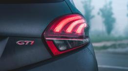 Peugeot 208 GTI - zabawa do rana