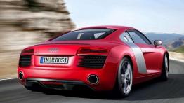 Audi R8 - stuknięty profesor po kuracji odmładzającej