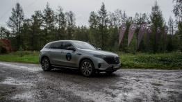 Mercedes EQC – przekona sceptyków do elektromobilności. Wystarczy zaufać jego inteligencji