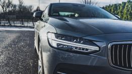 Volvo S90 2.0 T8 Twin Engine 391 KM - galeria redakcyjna - widok z przodu