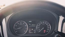 Mitsubishi Outlander 2.0 4WD CVT - galeria redakcyjna - zestaw wska?ników