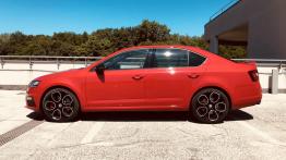 Skoda Octavia RS 245 - galeria redakcyjna - lewy bok