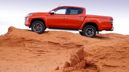 Mitsubishi L200 (Triton) 2019 - lewy bok