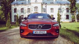 Volvo S60 2.0 T5 250 KM - galeria redakcyjna - widok z przodu