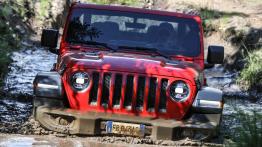 Jeep Wrangler Rubicon Unlimited (2018) - widok z przodu