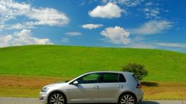 Volkswagen Golf VII GTE - galeria redakcyjna - lewy bok