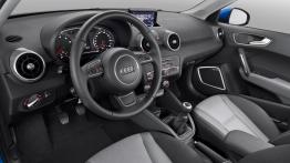 Audi A1 Sportback Facelifting (2015) - pełny panel przedni
