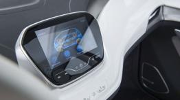 Chevrolet Bolt EV Concept (2015) - ekran systemu multimedialnego