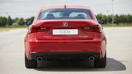 Lexus IS III 200t F-Sport (2015) - widok z tyłu