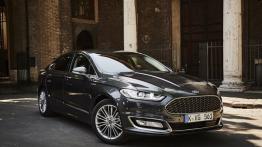 Ford Vignale Mondeo Sedan (2015) - widok z przodu