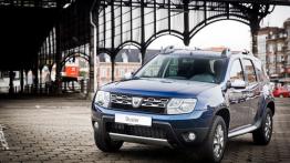 Dacia Duster Anniversary Limited Edition (2015) - widok z przodu