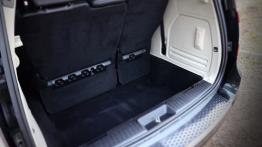 Lancia Voyager 3.6 V6 283KM - galeria redakcyjna (2) - bagażnik