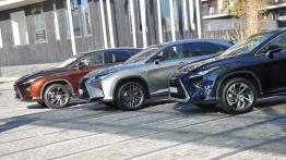 Lexus RX - galeria redakcyjna - przód - inne ujęcie