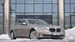 BMW Seria 7 F01 Sedan Facelifting 740d 313KM - galeria redakcyjna - widok z przodu