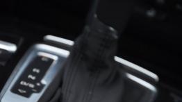 Audi A4 B8 Allroad quattro Facelifting 2.0 TFSI 211KM - galeria redakcyjna - tunel środkowy między f