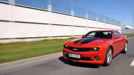Chevrolet Camaro V Coupe 6.2L V8 405KM - galeria redakcyjna - widok z przodu