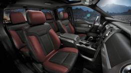 Ford F-150 SVT Raptor Special Edition (2014) - widok ogólny wnętrza z przodu