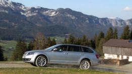 Skoda Octavia III Kombi 4x4 TSI (2013) - lewy bok