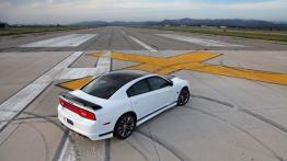 Dodge Charger SRT8 392 (2014) - widok z góry